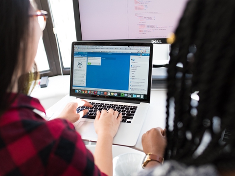 比亞迪2025年在塞浦路斯設(shè)歐洲總部：備案、注冊與稅務(wù)解析