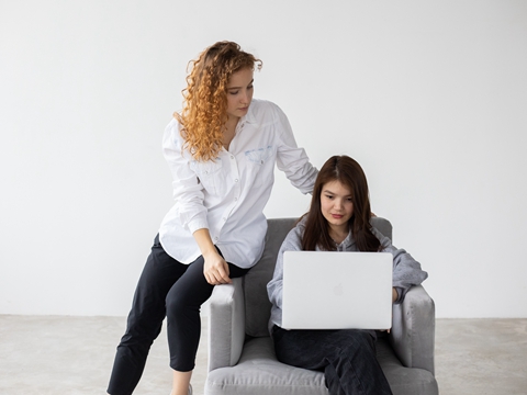 2025開曼公司注冊(cè)全攻略：稅務(wù)、法律與合規(guī)解析